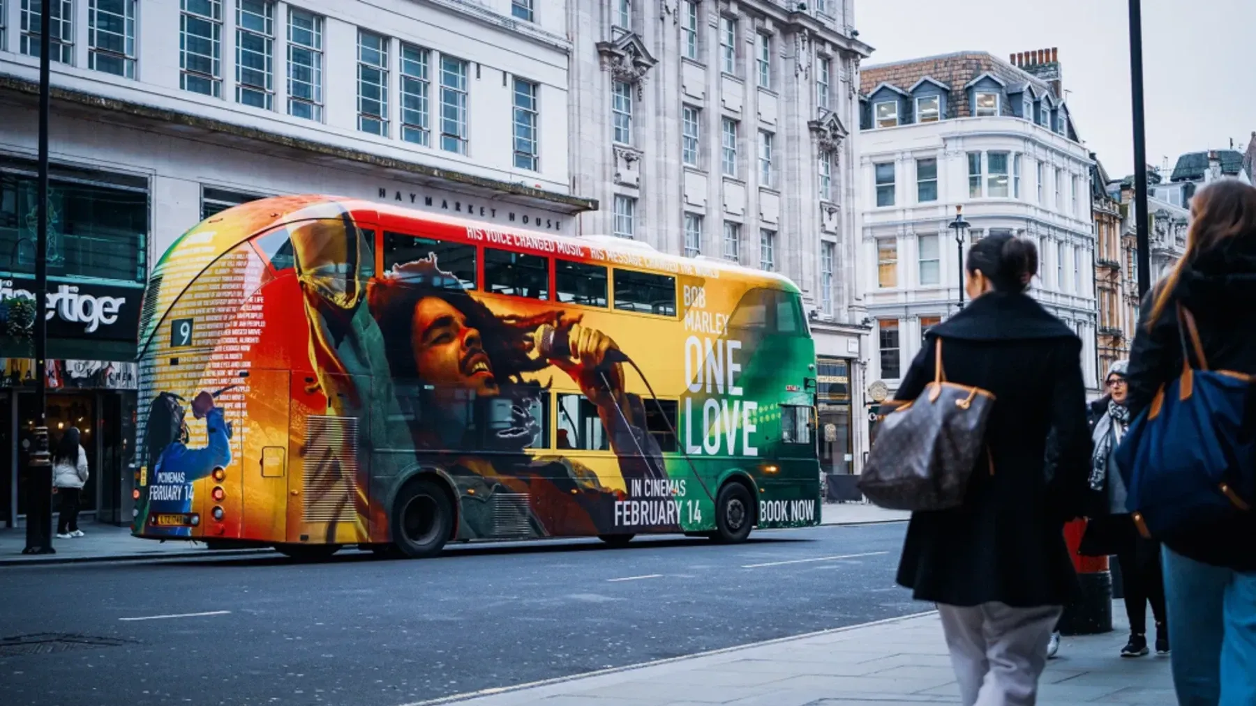 The Power of London Bus Wrap Advertising: Maximising Brand Visibility on the Capitalโs Streets