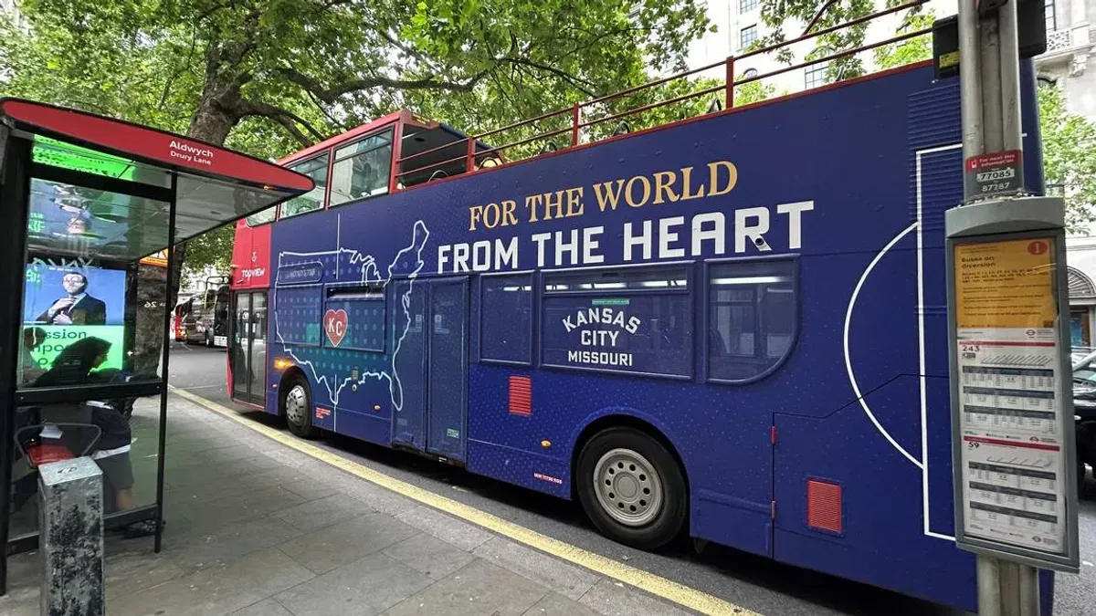 How Kansas City Took Over Londonโs Iconic Buses โ And What Tourism Boards Can Learn.