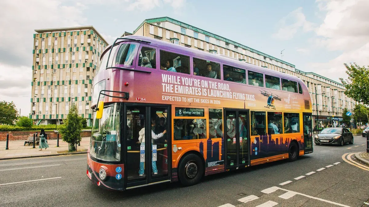 How to Use Buses as Part of a Multiformat Tourism Campaign