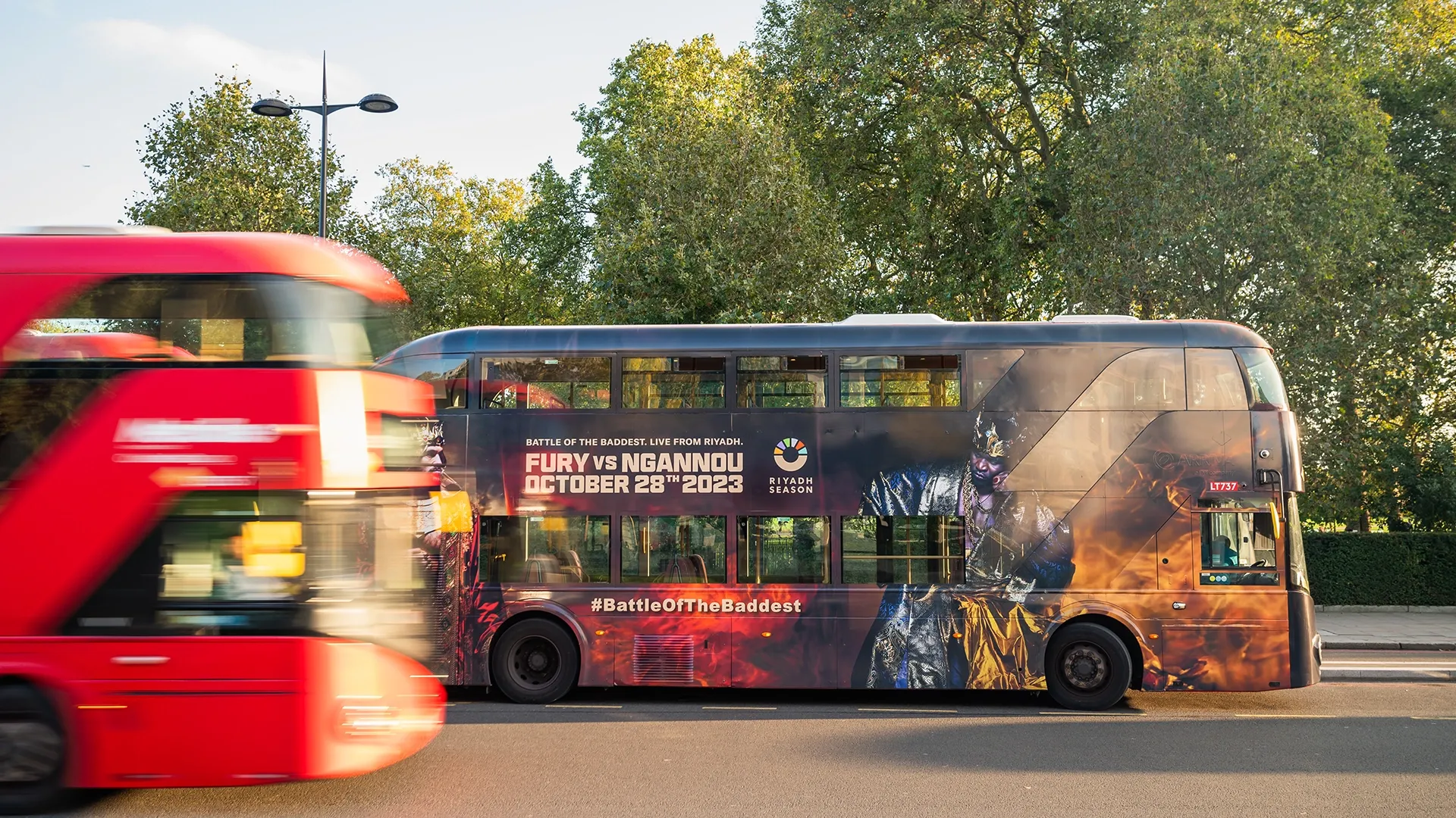 A dramatic London bus advert for legendary athletes Fury & Ngannu’s competiitve matchup